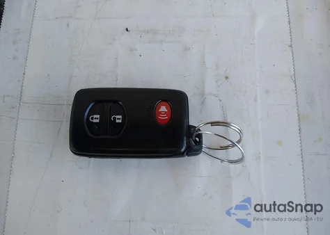 2012 Toyota Prius V Three из США, поврежденный, VIN JTDZN3EU7C3133685